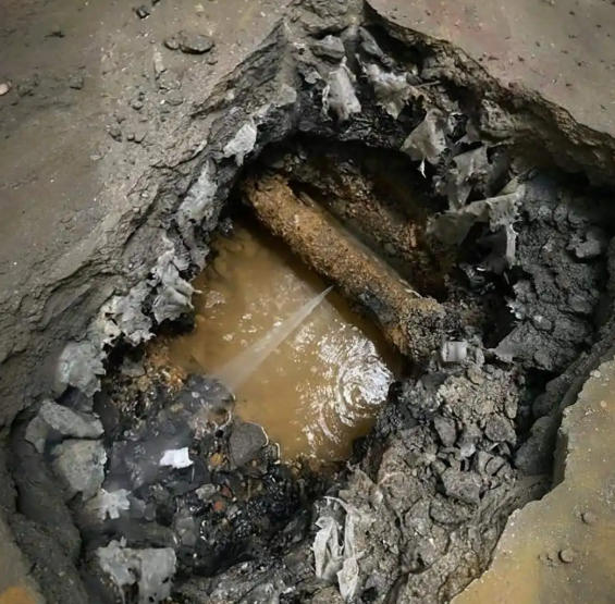 厨房漏水检测现场